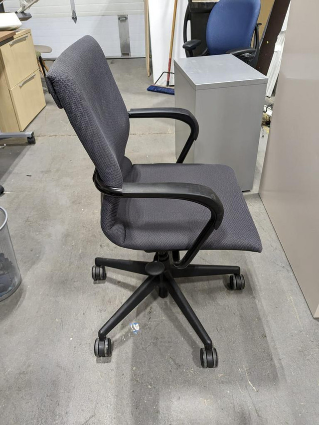 Steelcase Protege Chair in Good Condition-Call us now! in Chairs & Recliners in Toronto (GTA) - Image 2