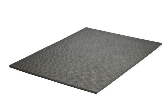 Crossfit/Stall Rubber Mats In Stock - Best Prices In Canada! in Exercise Equipment