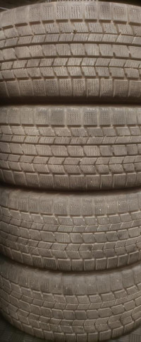 (TH56) 4 Pneus Hiver - 4 Winter Tires 205-55-16 Dunlop 9/32 - 5x100 - TOYOTA COROLLA