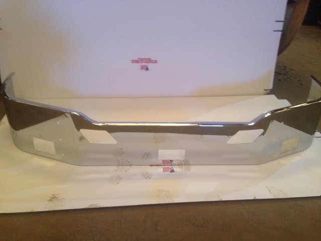 KENWORTH T680 ONE PIECE FRONT BUMPER STEEL CHROME in Heavy Equipment Parts & Accessories