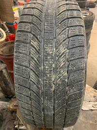 2 pneus dhiver P215/55R16 97H GT Radial Champiro Winterpro 48.0% dusure, mesure 6-6/32