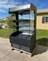 Refrigerated Food Display Case