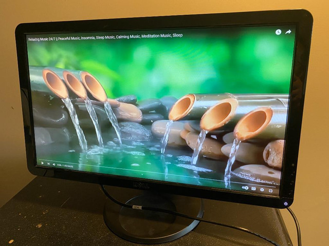 Used 22 Dell S2209Wb Wide Screen LCD Monitor with HDMI(1080) forSale, Can deliver in Monitors in Hamilton