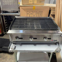 Brand New 36 Grill Natural Gas/Propane Radiant Charbroiler