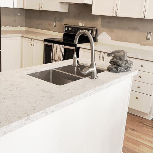 Professional kitchen or bathroom renovation on a budget in Cabinets & Countertops in Markham / York Region - Image 4