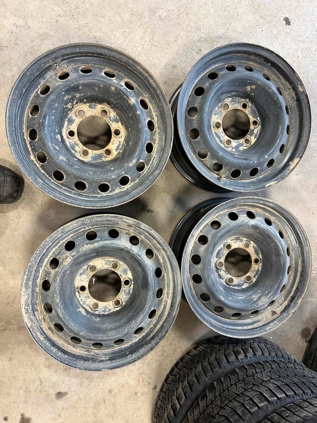 4 roues d acier 17 pouces 6x139.7 toyota tacoma in Tires & Rims in Lévis