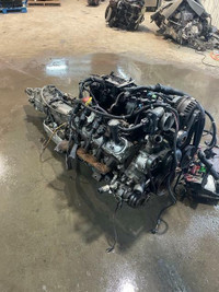 2005 GMC 5.3 L59  LM7   ENGINE WITH  4L60E TRANSMISSION  AND TRANSFERCASE 4X4