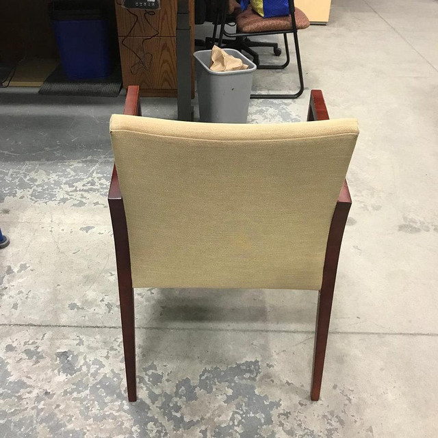 Gunlocke Lily Guest Chair in Excellent Condition-Call us now! in Chairs & Recliners in Toronto (GTA) - Image 3