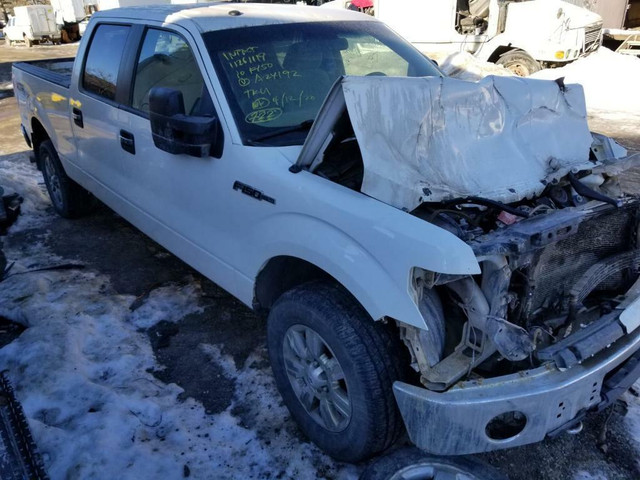 2010 Ford F150 Crew Cab 5.4L 4x4 For Part Outing in Auto Body Parts in Manitoba - Image 2