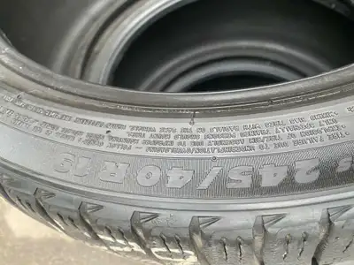 TWO LIKE NEW 245 / 40 R19 MICHELIN LATITUDE XICE 3 TIRES -- SALE