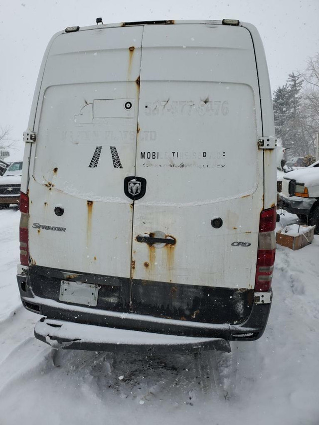2007 Dodge Sprinter Van 2500 3.0L 170 Wheel Base RWD For Parting Out in Auto Body Parts in Alberta - Image 2