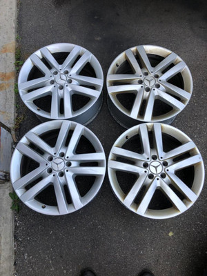 Mercedes Benz GLS Class Factory 19 Inch Alloy Wheels Barrie Ontario Preview