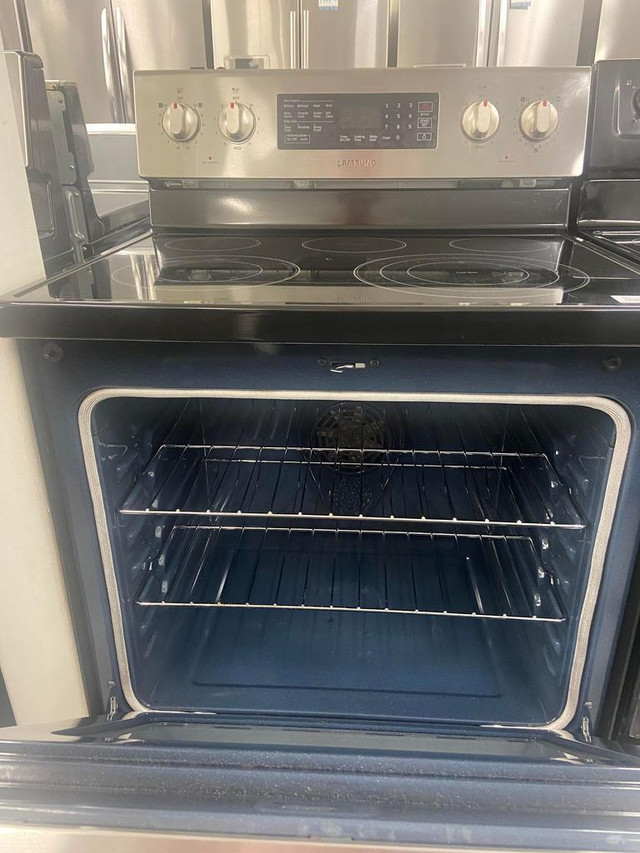 Econoplus Sherbrooke Super Cuisinière Encastrable Samsung Stainless 664.99$ Garantie 1 An Taxes Incluses in Stoves, Ovens & Ranges in Sherbrooke - Image 3