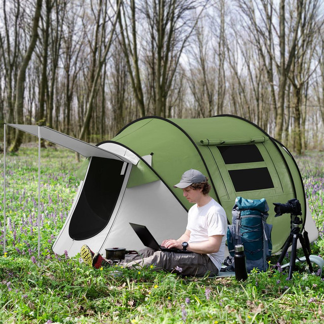 Camping Tent 110.2" L x 81.9" W x 46.1" H Green in Fishing, Camping & Outdoors
