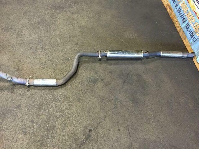 JDM HONDA ACURA INTEGRA DC2 APEXI MUFFLER MID-PIPE EXHAUST in Other Parts & Accessories in City of Montréal - Image 2