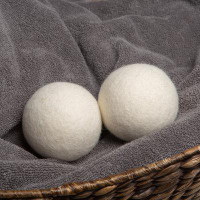 Woolite 6 Pack Wool Dryer Ball Installation Accessory