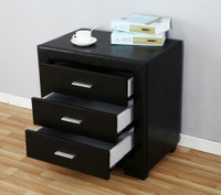 NEW 3 DRAWER NIGHTSTAND UPHOLSTERED MODERN NIGHT STAND BEDROOM TABLE WSS924