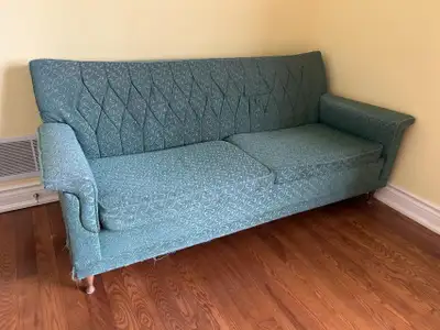 ONLINE AUCTION: Sofa Bed