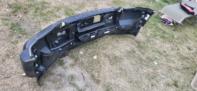 2021 Ford Truck F550 Super Duty Front Bumper For Sale in Auto Body Parts in Saskatchewan - Image 2