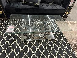 Oval Black and Gold Coffee Table Sale !! in Coffee Tables in Chatham-Kent - Image 4
