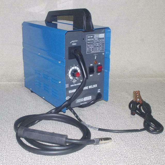 *NEW* EASY TO USE COMPACT BLUE VIPER MIG 100 WIRE WELDER in Power Tools in Manitoba