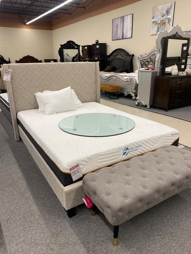 Grey Platform Bed On Huge Sale!! in Beds & Mattresses in London - Image 3