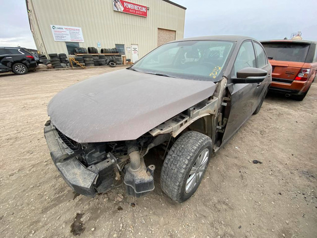 2012 Volkswagen Jetta Sedan: ONLY FOR PARTS in Auto Body Parts