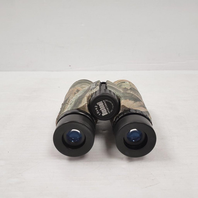 (52572-2) Bushnell 10X42 Binoculars in Fishing, Camping & Outdoors in Alberta - Image 3