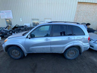 2001 TOYOTA RAV4: ONLY FOR PARTS