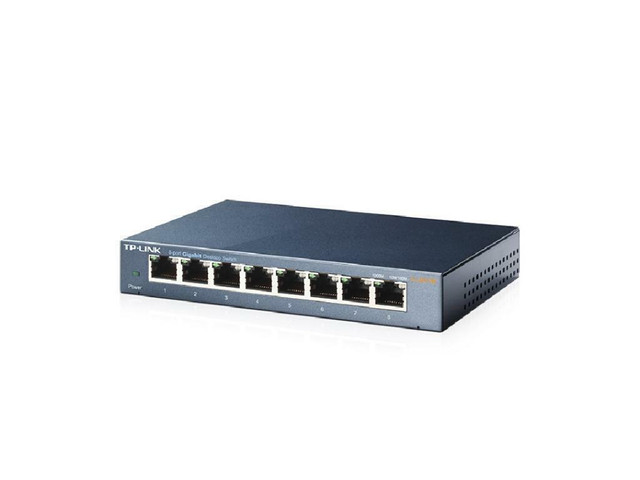 tp-link 8-Port 10/100/1000Mbps Desktop Switch - TL-SG108 in Networking in Québec - Image 4