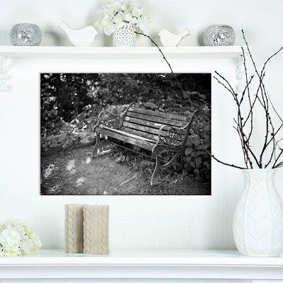 Made in Canada - East Urban Home 'Old Bench in a Forest' Photographic Print on Wrapped Canvas dans Autre