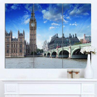 Made in Canada - Design Art 'Houses of Parliament and Westminster Bridge' 3 Piece Photographic Print on Wrapped Canvas S