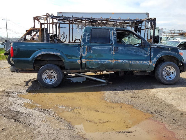 2011 Ford F250 6.2L 4x4 177km For Parting Out in Auto Body Parts in Manitoba