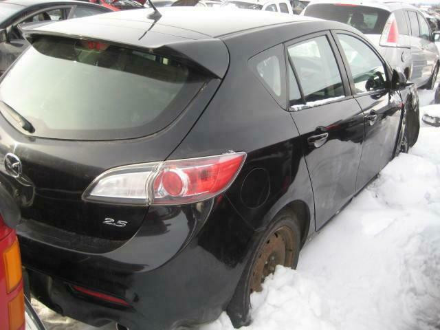 2011 mazda 3 # pour pieces # part out # for parts in Auto Body Parts in Québec - Image 3