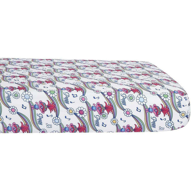 Trolls Poppy Toddler Bedding Sheet Set 3 Piece Set for Kids With Reversible Comforter in Bedding - Image 4