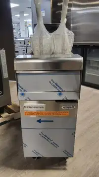 Gas Floor Fryer 40 lbs of oil - Cerified used equipment + 3 month warranty RENT TO OWN $49 per week