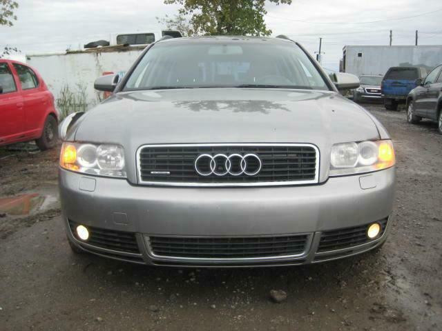 2004 Audi A4 Station Wagon Automatic pour piece#for parts#parting out in Auto Body Parts in Québec - Image 2