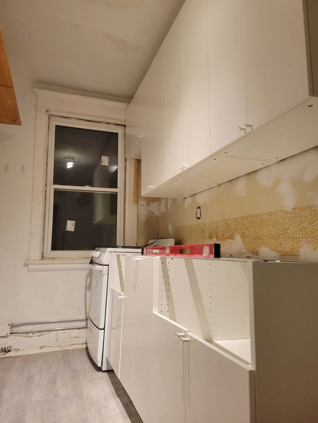 Carpenter / Handyman  Ikea Kitchen , Flooring , Closet , Door in Home Décor & Accents in City of Toronto