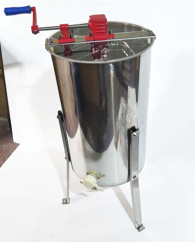 .Manual Honey Extractor Separator Honeycomb Spinner Crank for Beekeeping Extraction Apiary Centrifuge (3 Frame)170476 in Other Business & Industrial in Toronto (GTA) - Image 2