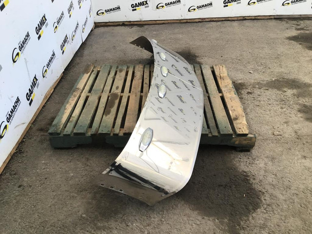 (SUNVISOR)  FREIGHTLINER FLD 120 -Stock Number: H-6978 in Auto Body Parts in Ontario - Image 3