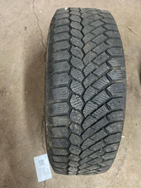 4 pneus dhiver P195/65R15 95T Gislaved Nord Frost 200 33.5% dusure, mesure 8-8-8-8/32