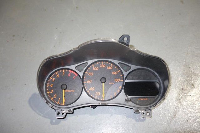 JDM Toyota Celica Gauge Cluster Speedometer 2000-2005 in Auto Body Parts - Image 2