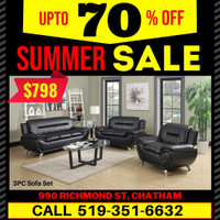 Couches and Sectionals on Huge Sale! Upto 70% Off