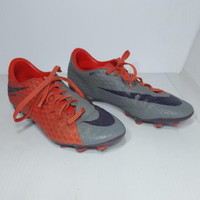 Nike Soccer Cleats - Size 7.5 - Pre-Owned - 38ERQH