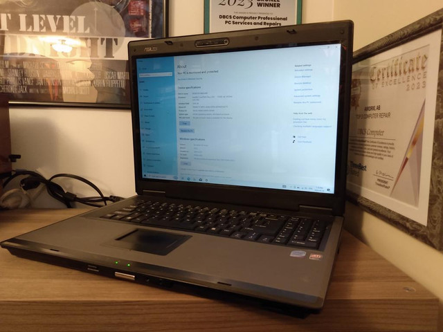 17in ASUS F7S SSD Windows 10 Laptop in Laptops in Calgary - Image 2