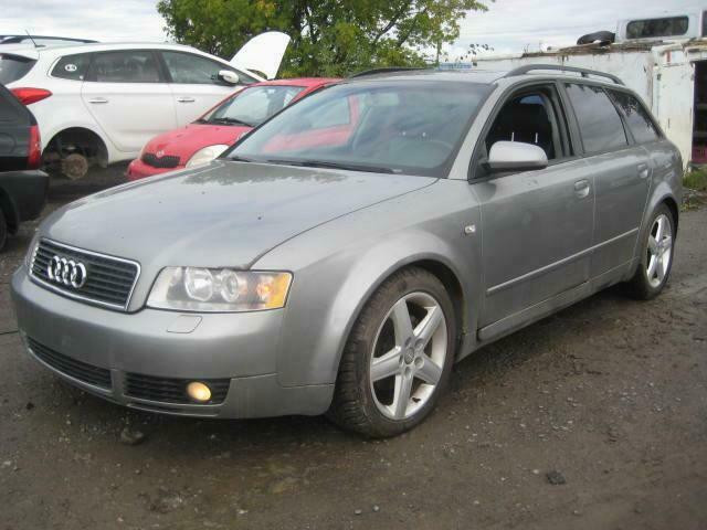 2004 Audi A4 Station Wagon Automatic pour piece#for parts#parting out in Auto Body Parts in Québec