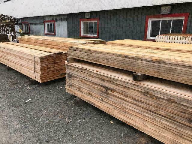 Planches de bois en pruche in Floors & Walls in Centre-du-Québec - Image 4