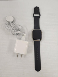 (37199-1) Apple A2475 Smart Watch - Series 7