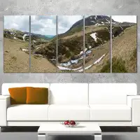 Design Art Wild Sprint Mountain Panorama 5 Piece Photographic Print on Wrapped Canvas Set