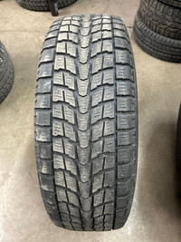 2 pneus dhiver P265/70R17 115Q Dunlop Grandtrek SJ6 47.5% dusure, mesure 8-7/32